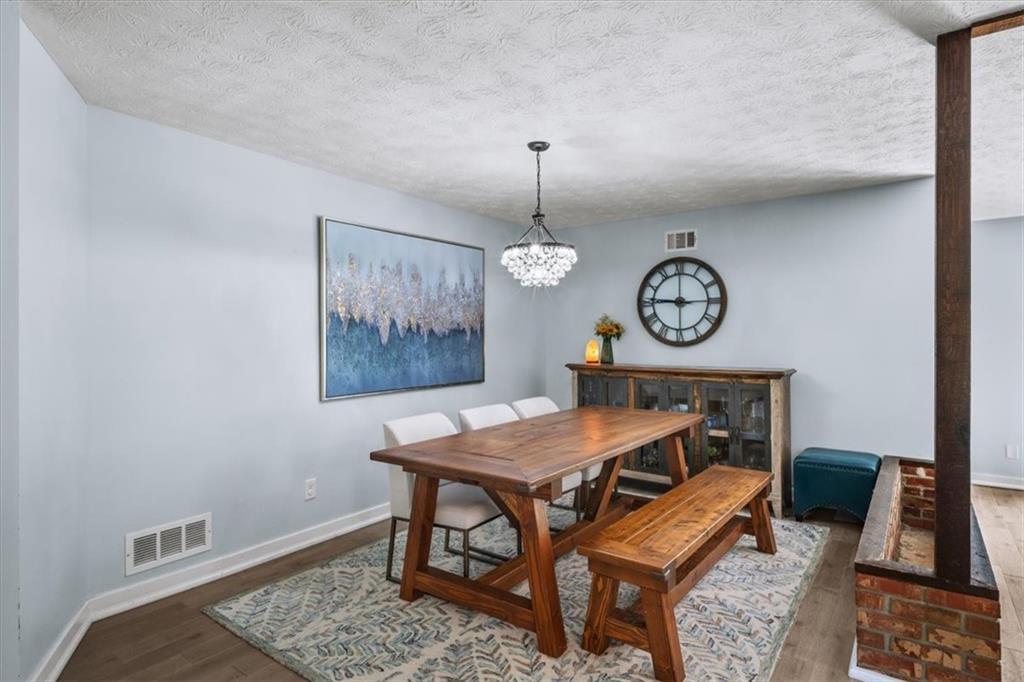 1365 Ridgefield Drive Roswell, GA 30075 - Photo 20 of 41