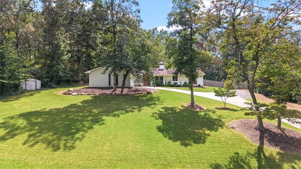 1365 Ridgefield Drive Roswell, GA 30075 - Photo 29 of 41