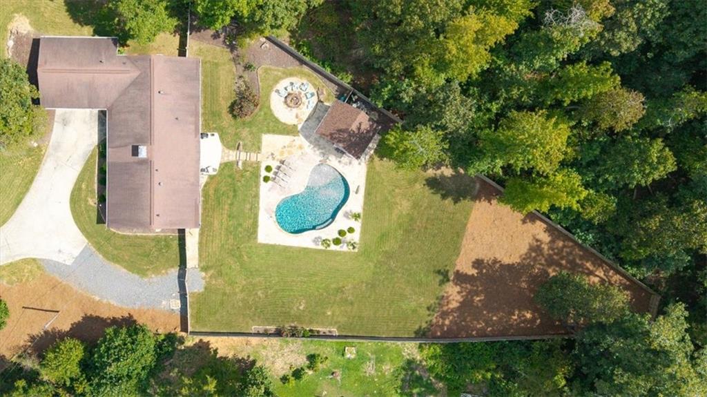 1365 Ridgefield Drive Roswell, GA 30075 - Photo 32 of 41