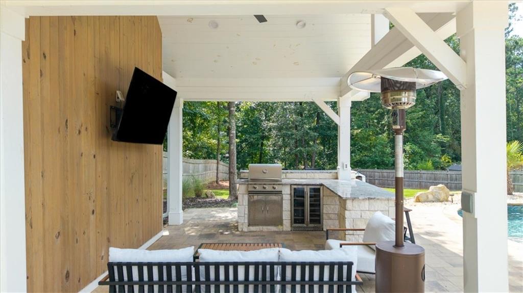 1365 Ridgefield Drive Roswell, GA 30075 - Photo 7 of 41