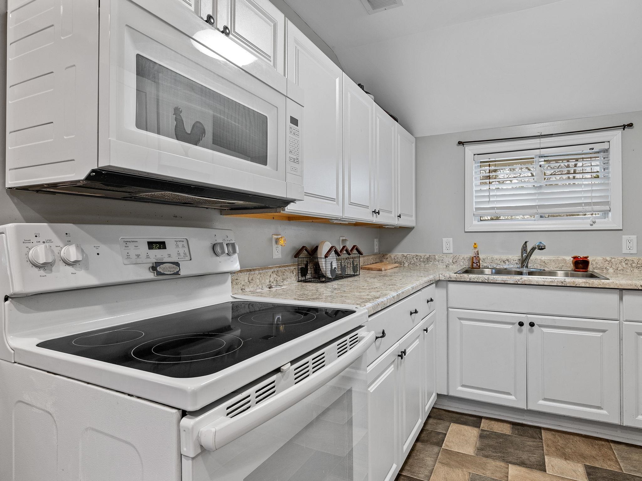 653 Green Lake Road Chesnee, SC 29323 - Photo 15 of 34 Gallery Image 15