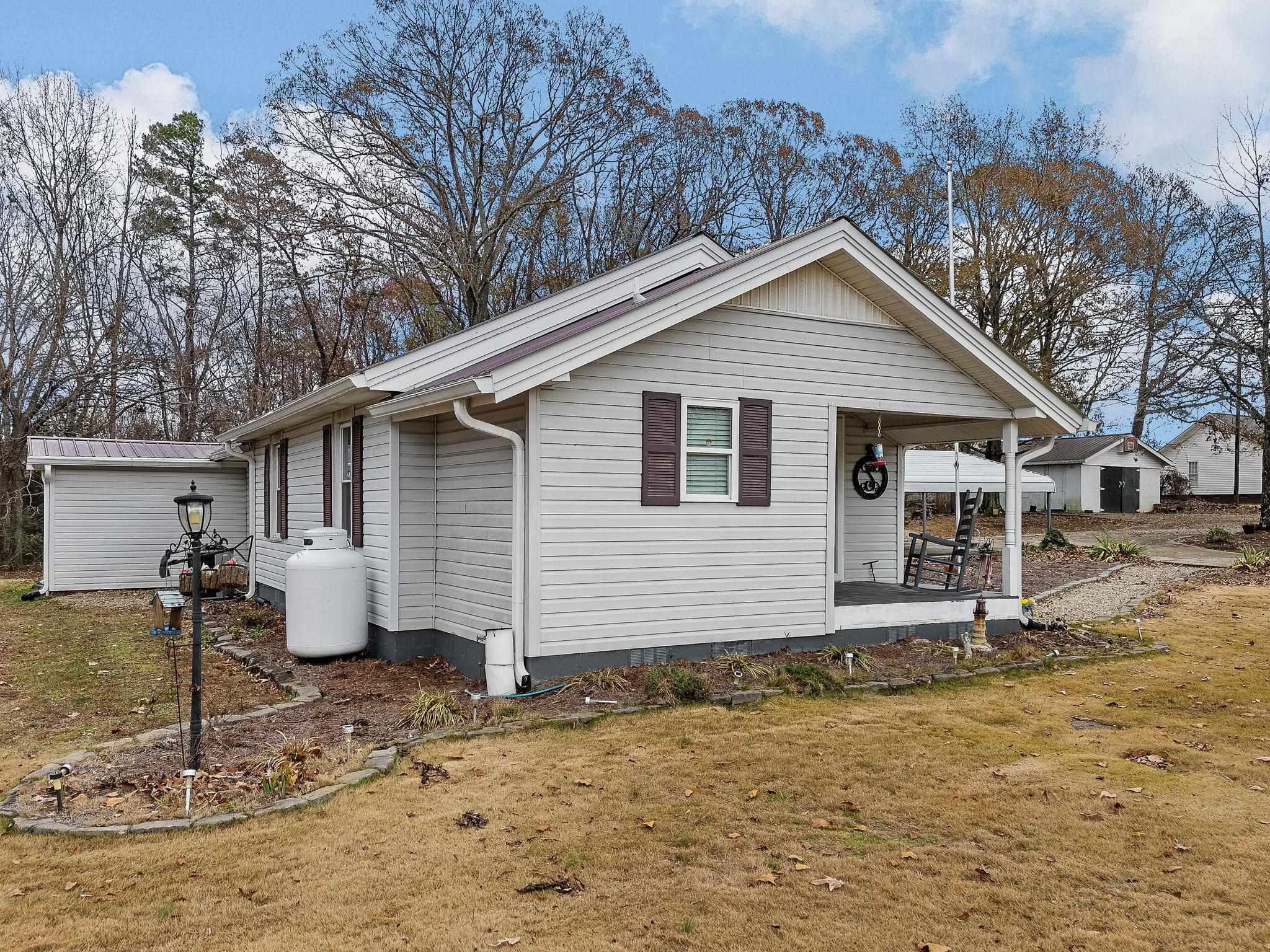 653 Green Lake Road Chesnee, SC 29323 - Photo 3 of 34 Gallery Image 3