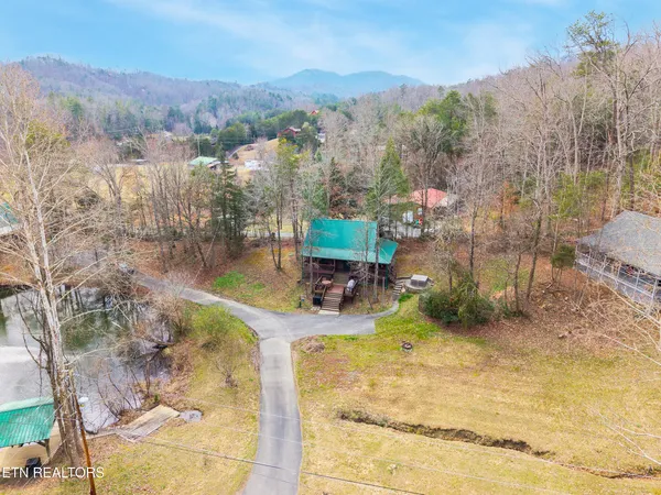 $550,000 | 2148 Little Valley Road, Unit B, Sevierville, TN 37862