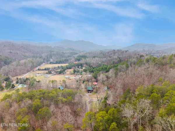 $550,000 | 2148 Little Valley Road, Unit B, Sevierville, TN 37862