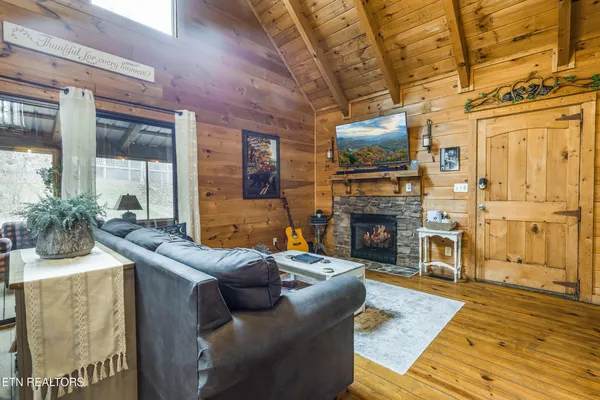 $550,000 | 2148 Little Valley Road, Unit B, Sevierville, TN 37862