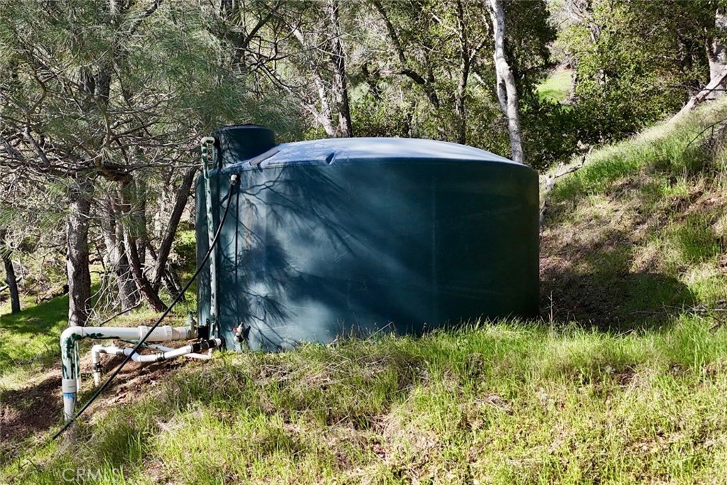 76450 Deer Pass Road Bradley, CA 93426 - Photo 30 of 50 a view of a yard