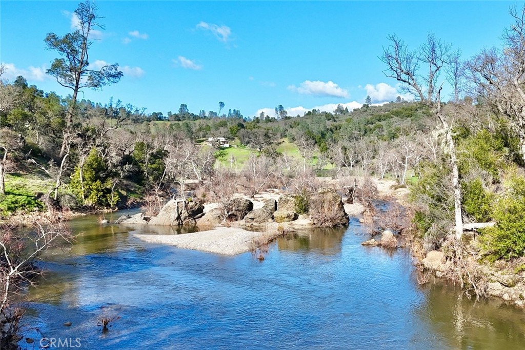 76450 Deer Pass Road Bradley, CA 93426 - Photo 39 of 50 a view of a lake with houses