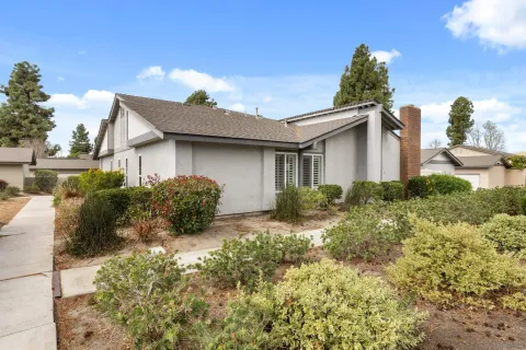 $635,000 | 670 Kumquat Way, Oceanside, CA 92058