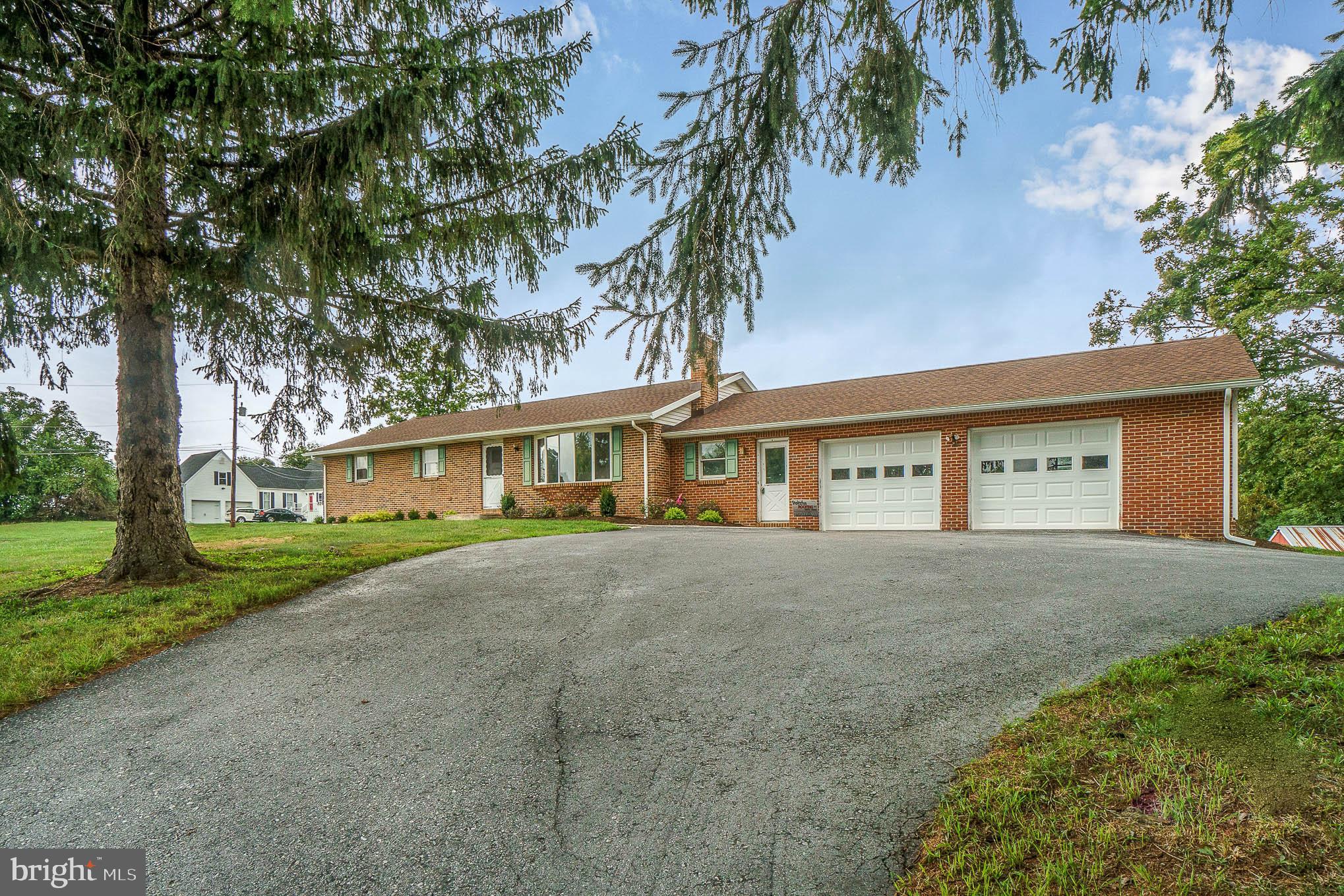 647 Alexander Spring Road Carlisle, PA 17015 - Photo 1 of 25 Gallery Image 1