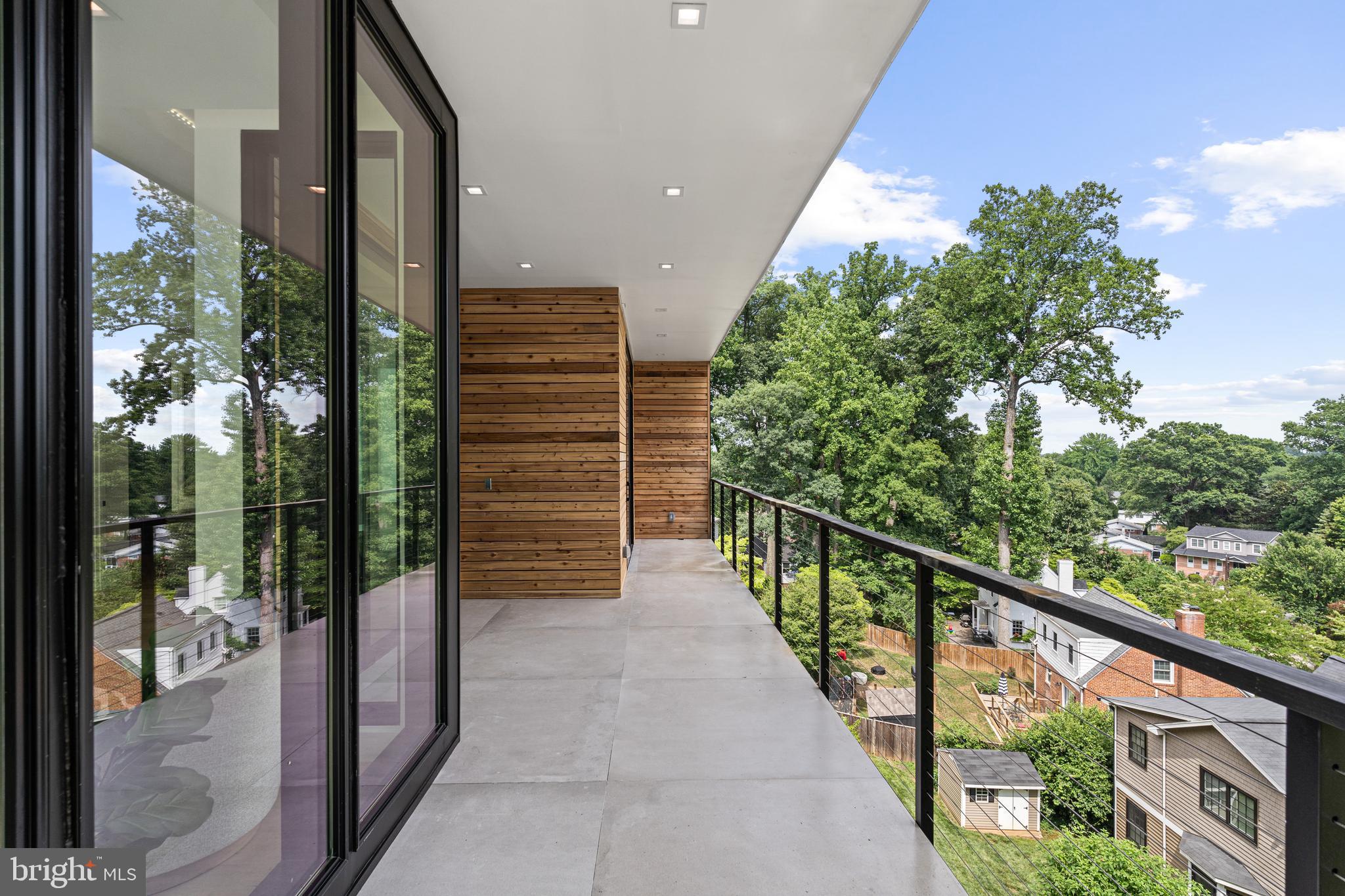 5208 Danbury Road Bethesda, MD 20814 - Photo 20 of 126