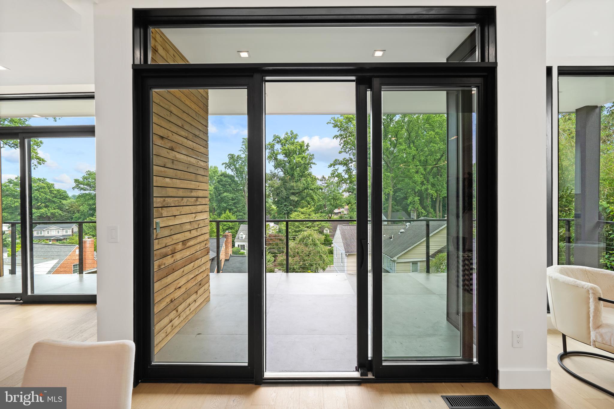 5208 Danbury Road Bethesda, MD 20814 - Photo 42 of 126