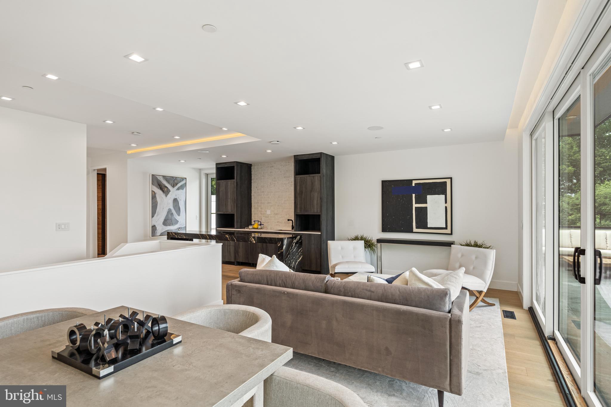 5208 Danbury Road Bethesda, MD 20814 - Photo 49 of 126