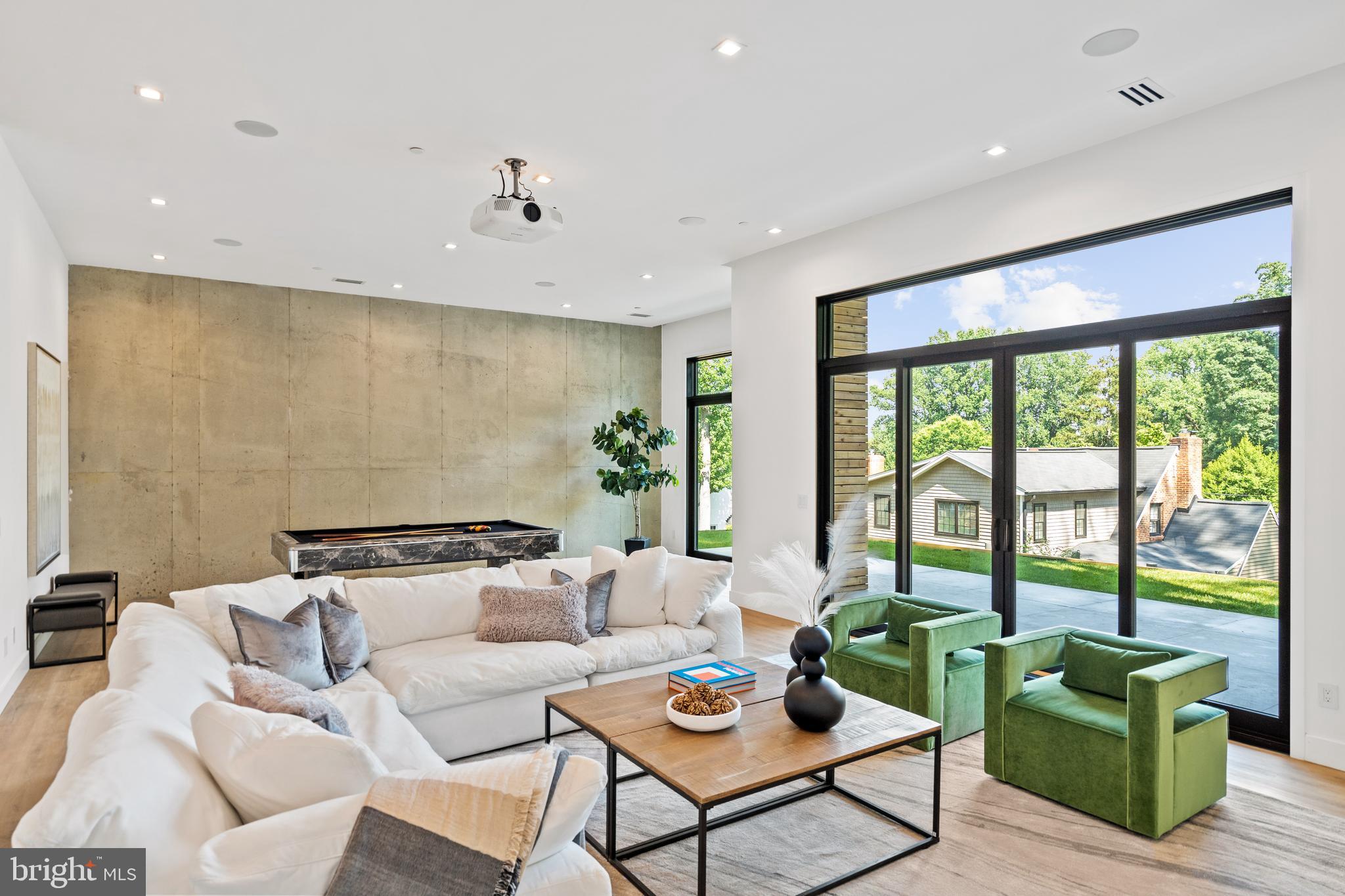 5208 Danbury Road Bethesda, MD 20814 - Photo 95 of 126