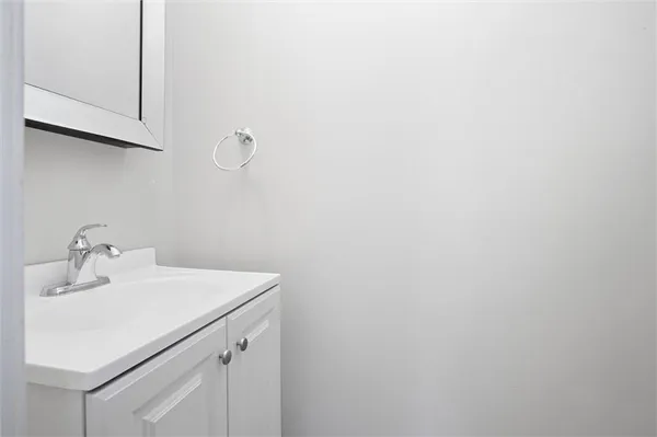 $199,000 | 218 East Kay Street, Lansing, KS 66043