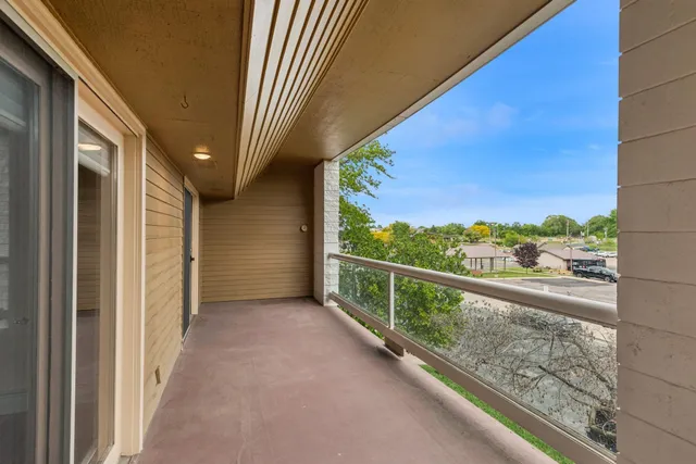 $149,900 | 14575 Burma Avenue West, Unit 202, Rosemount, MN 55068