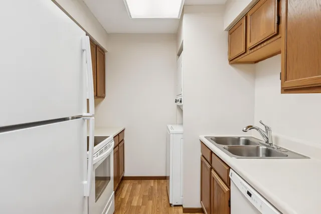 $149,900 | 14575 Burma Avenue West, Unit 202, Rosemount, MN 55068