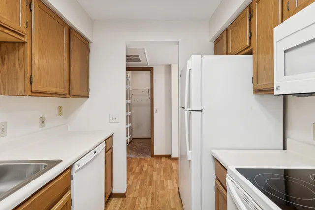 $149,900 | 14575 Burma Avenue West, Unit 202, Rosemount, MN 55068