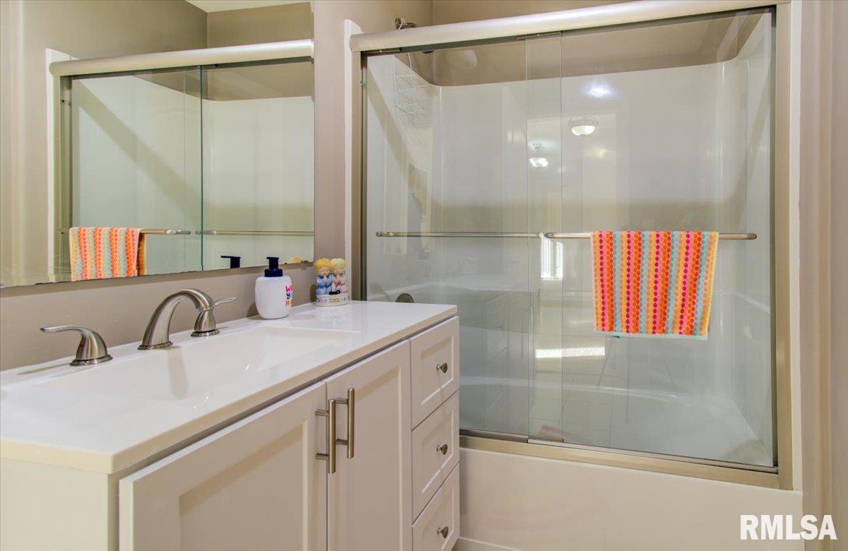 117 Ramblewood Road Chatham, IL 62629 - Photo 35 of 50 Gallery Image 35