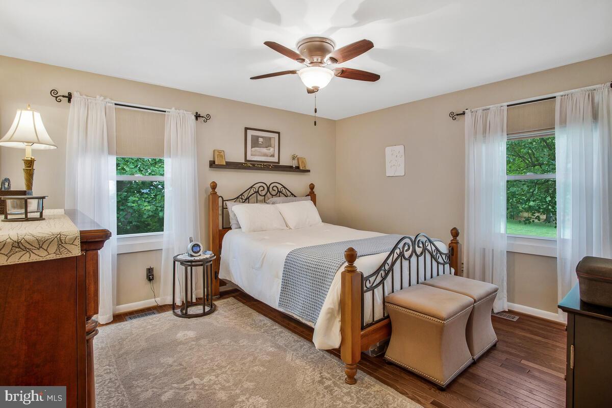 9580 Howes Road Dunkirk, MD 20754 - Photo 18 of 51 primary bedroom