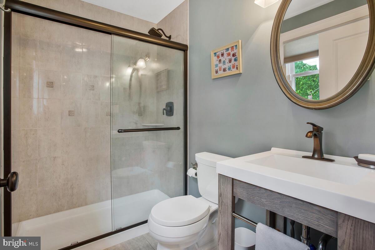 9580 Howes Road Dunkirk, MD 20754 - Photo 29 of 51 bedroom #3 en suite