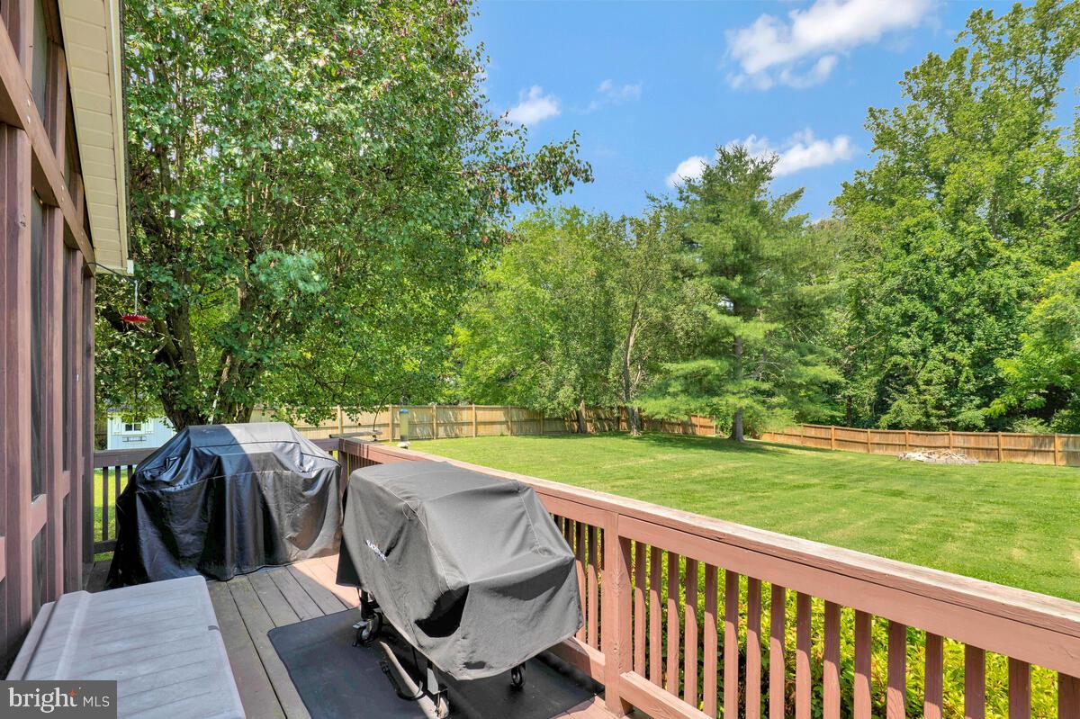 9580 Howes Road Dunkirk, MD 20754 - Photo 32 of 51 deck off screen porch
