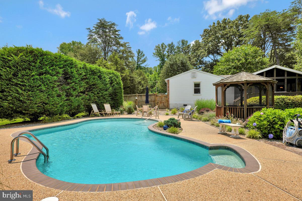 9580 Howes Road Dunkirk, MD 20754 - Photo 36 of 51 pool