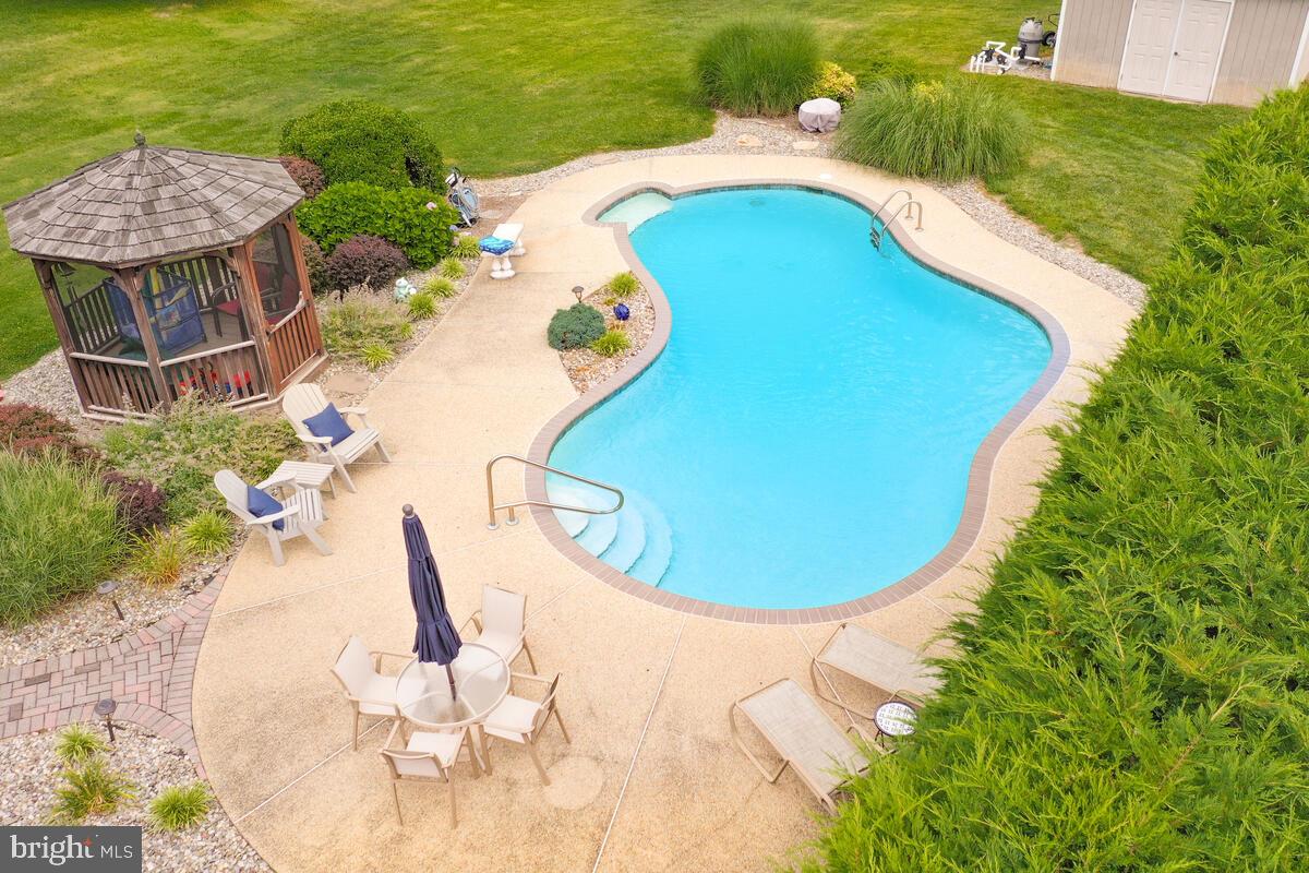 9580 Howes Road Dunkirk, MD 20754 - Photo 41 of 51 aerial of pool