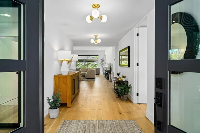 $1,585,000 | 1 Cornell Drive, Rancho Mirage, CA 92270