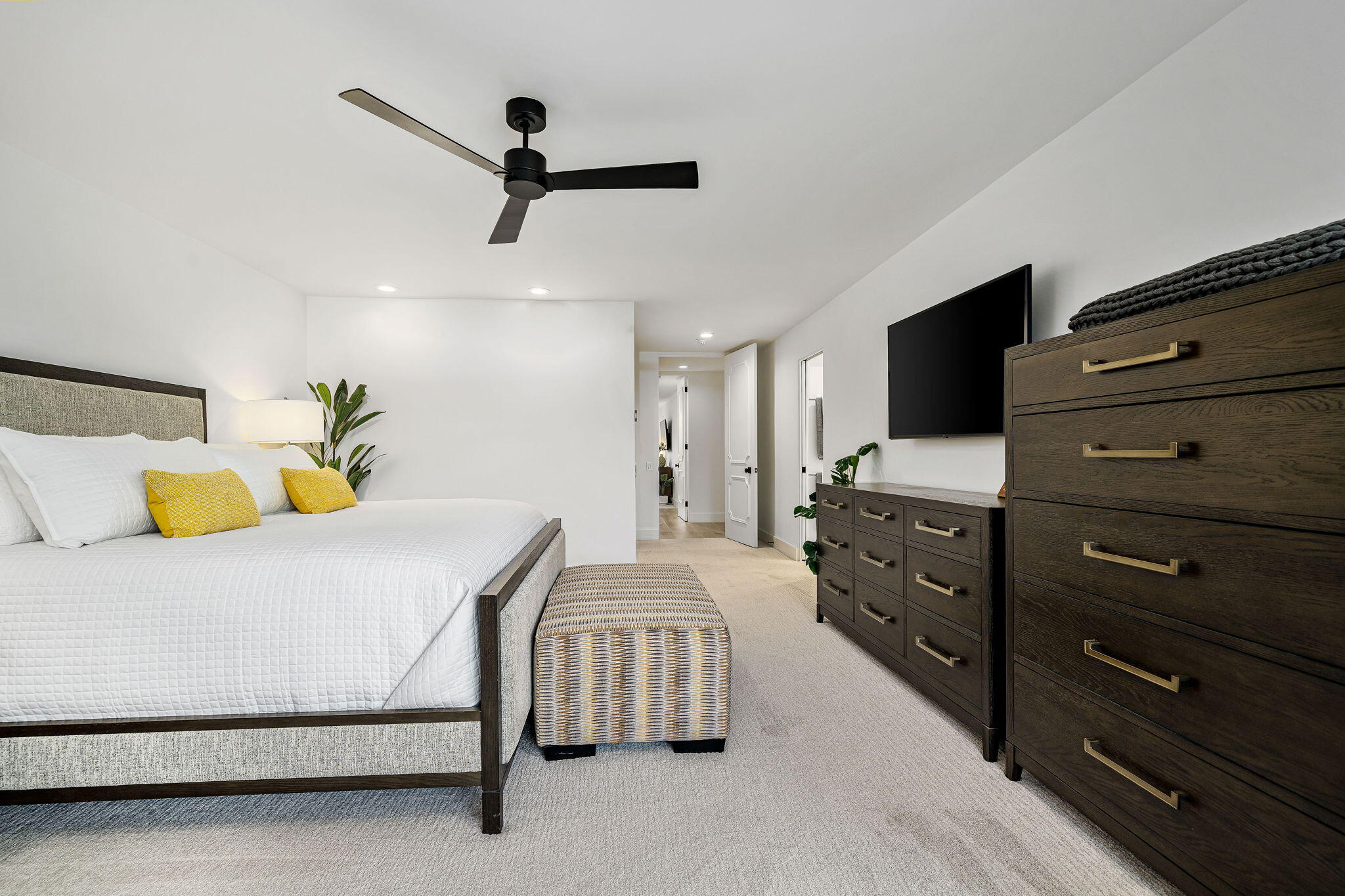 1 Cornell Drive Rancho Mirage, CA 92270 - Photo 22 of 46 Reverse Primary Bedroom