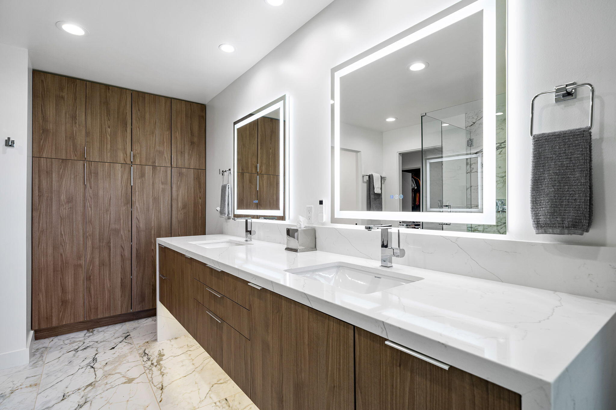 1 Cornell Drive Rancho Mirage, CA 92270 - Photo 25 of 46 Primary Bath Vanity