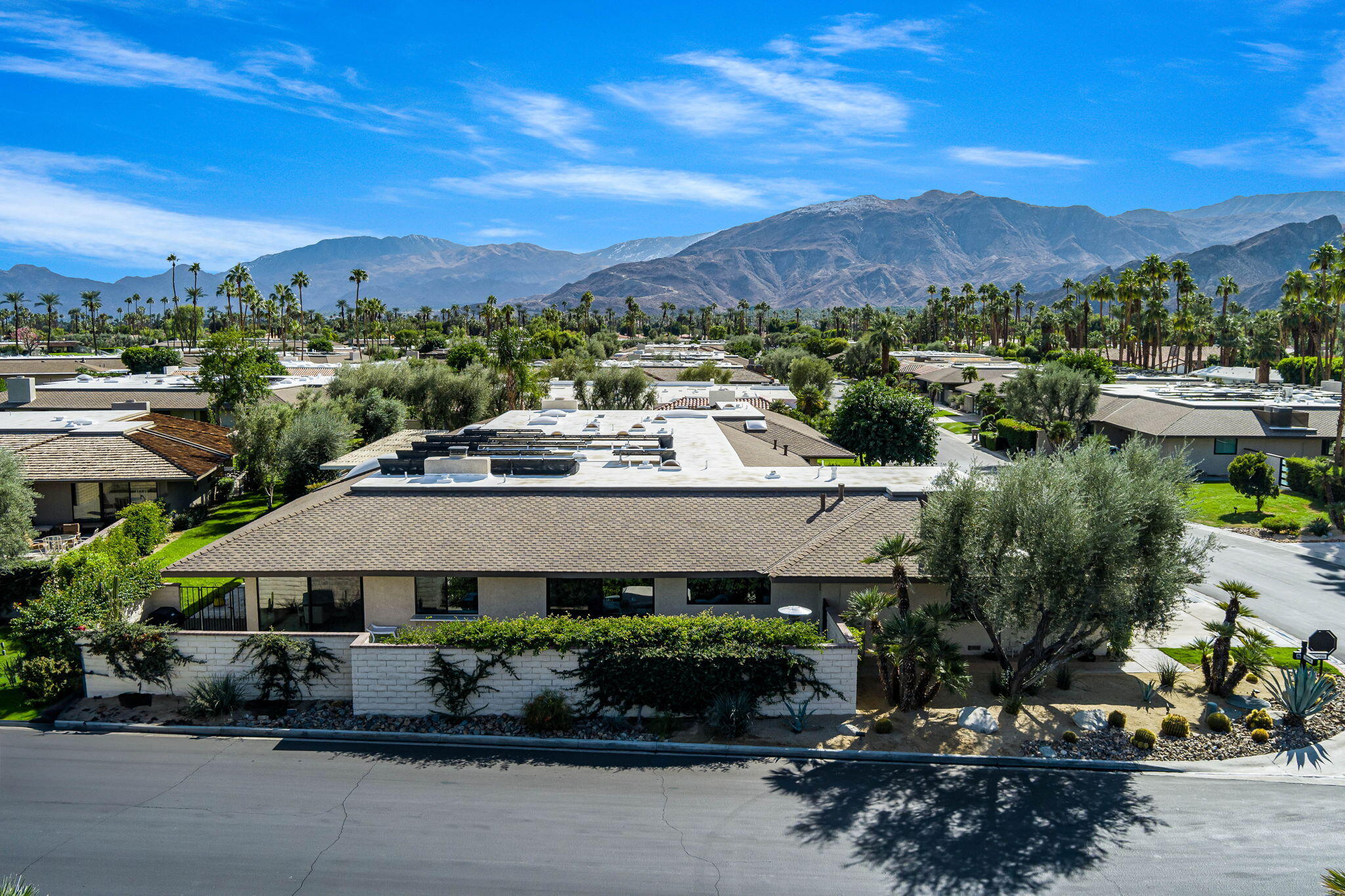 1 Cornell Drive Rancho Mirage, CA 92270 - Photo 38 of 46 Side View of Home
