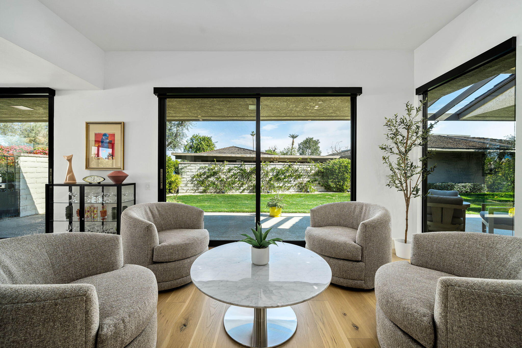 1 Cornell Drive Rancho Mirage, CA 92270 - Photo 5 of 46 Sitting Area off Living Room