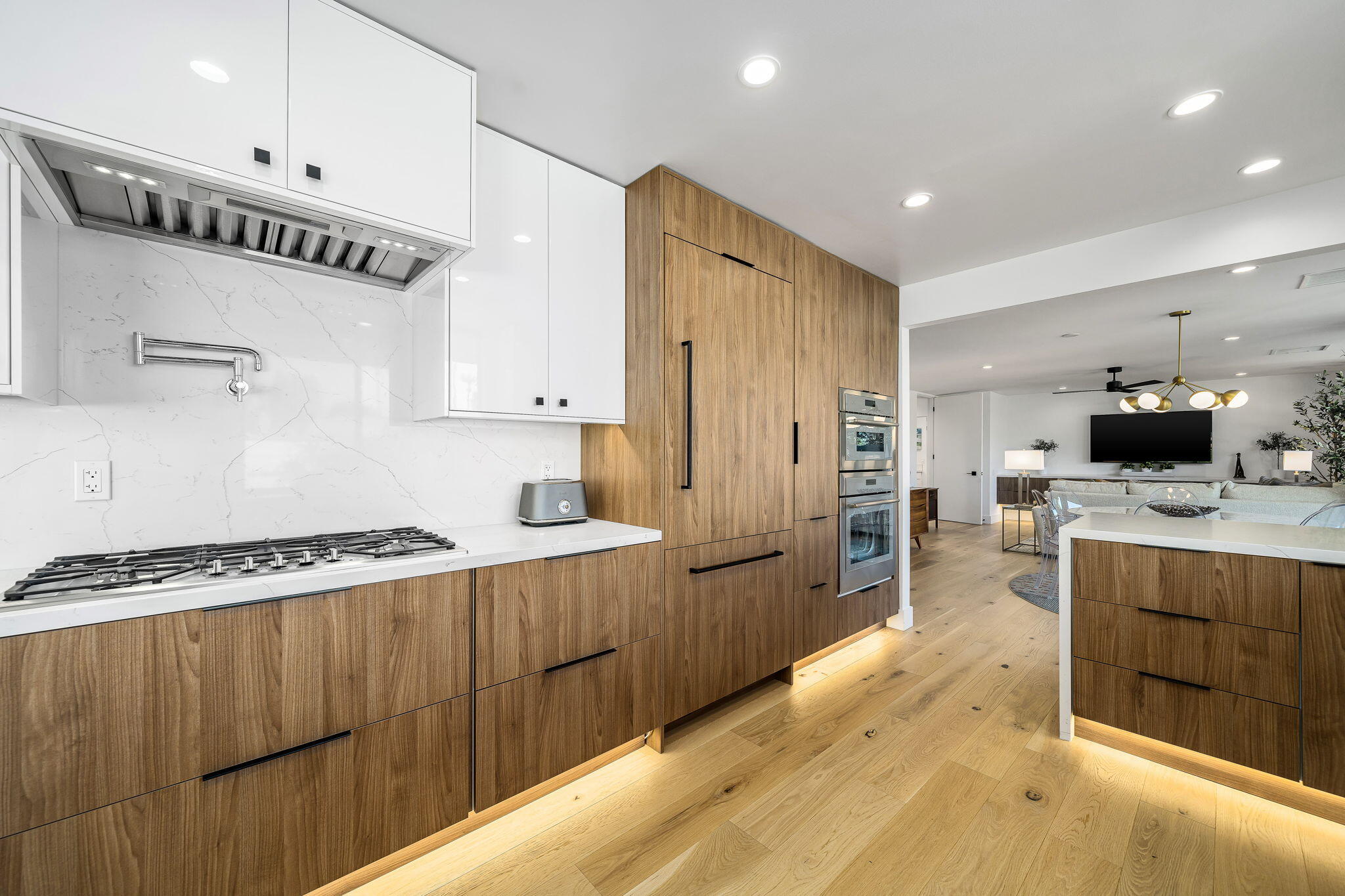 1 Cornell Drive Rancho Mirage, CA 92270 - Photo 10 of 46 Kitchen
