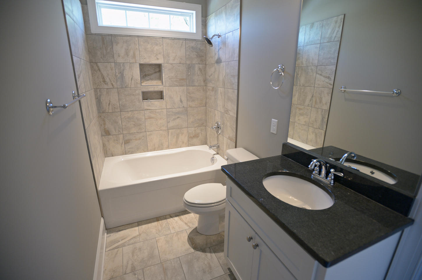 357 Walsh Road Chattanooga, TN 37405 - Photo 20 of 30 bathroom2