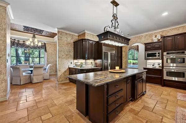 $1,450,000 | 215 Hiland Acres Circle, Pottsboro, TX 75076