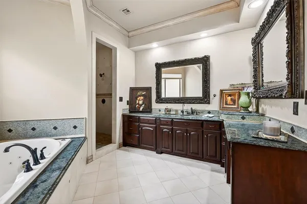 $1,450,000 | 215 Hiland Acres Circle, Pottsboro, TX 75076