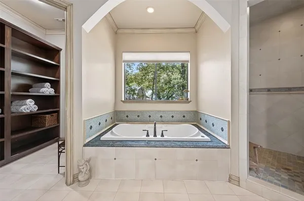 $1,450,000 | 215 Hiland Acres Circle, Pottsboro, TX 75076