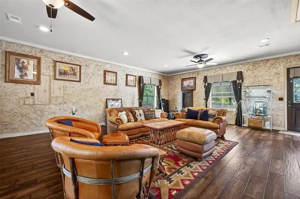 $1,450,000 | 215 Hiland Acres Circle, Pottsboro, TX 75076