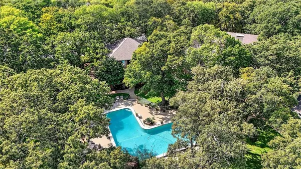 $1,450,000 | 215 Hiland Acres Circle, Pottsboro, TX 75076