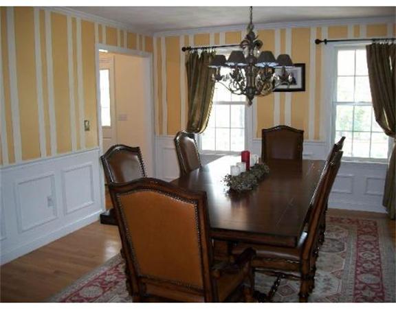 11 Bliss Road North Reading, MA 01864 - Photo 3 of 19 Gallery Image 3