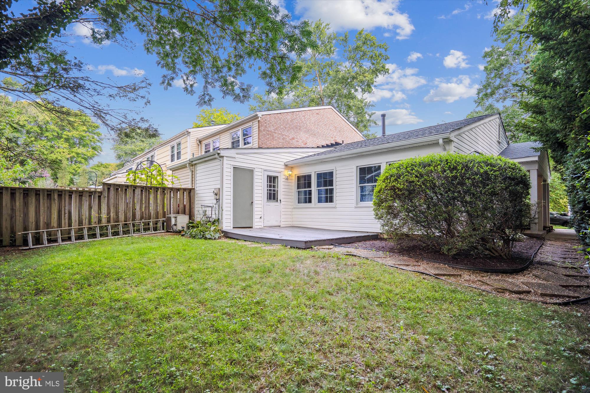 5447 Woodenhawk Circle Columbia, MD 21044 - Photo 15 of 51 GREAT OUTDOOR SPACE