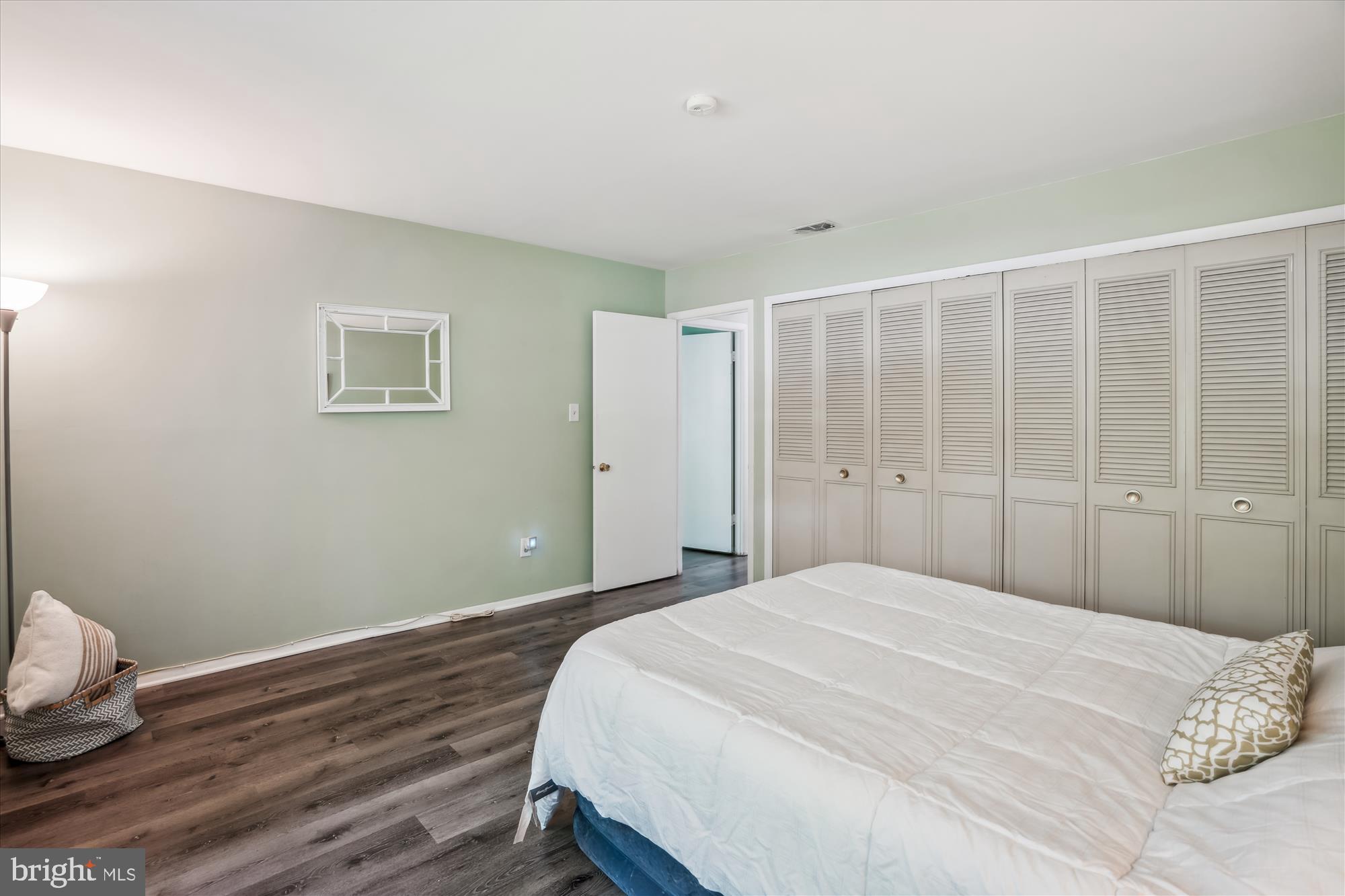 5447 Woodenhawk Circle Columbia, MD 21044 - Photo 24 of 51 LUXURY VINYL FLOORING