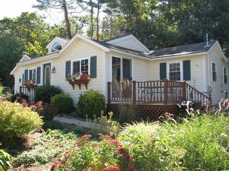 5 Wallace Point Road Buzzards Bay, MA 02532 - Photo 3 of 29 Additional Photo