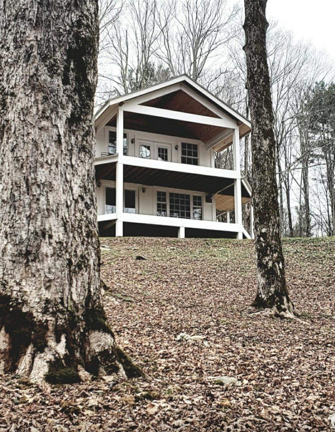 3263 River Road Arlington, VT 05250 - Photo 1 of 26 Gallery Image 1