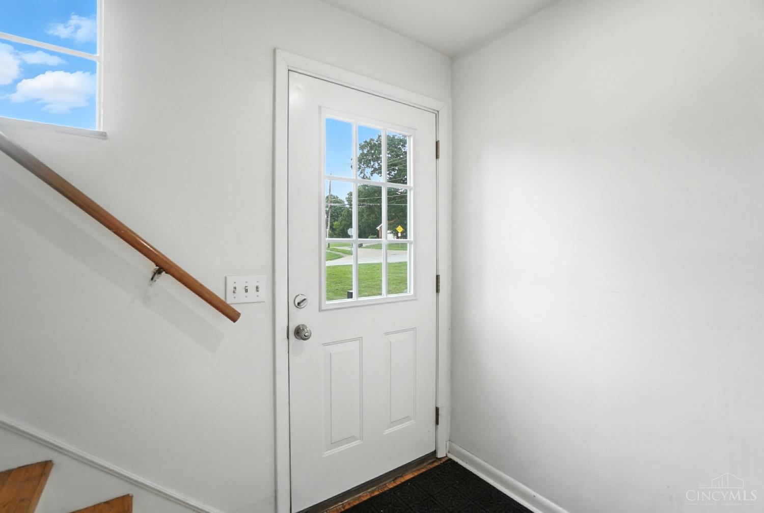 2923 Blue Rock Road Cincinnati, OH 45239 - Photo 7 of 35 Gallery Image 7