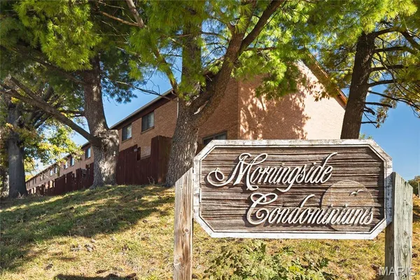 $5,000,000 | 7300 North Hanley Road, Hazelwood, MO 63042