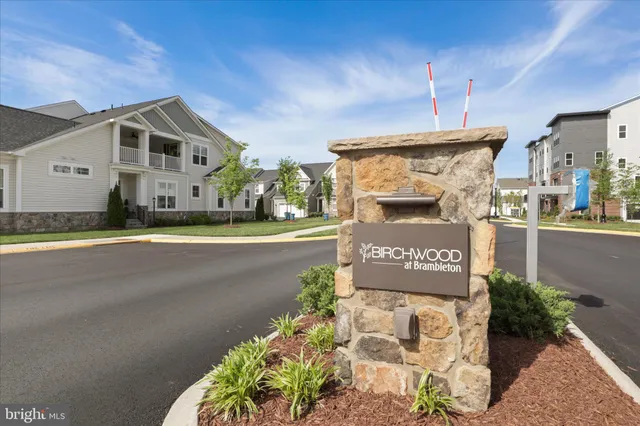 $899,000 | 42798 Macbeth Terrace, Ashburn, VA 20148