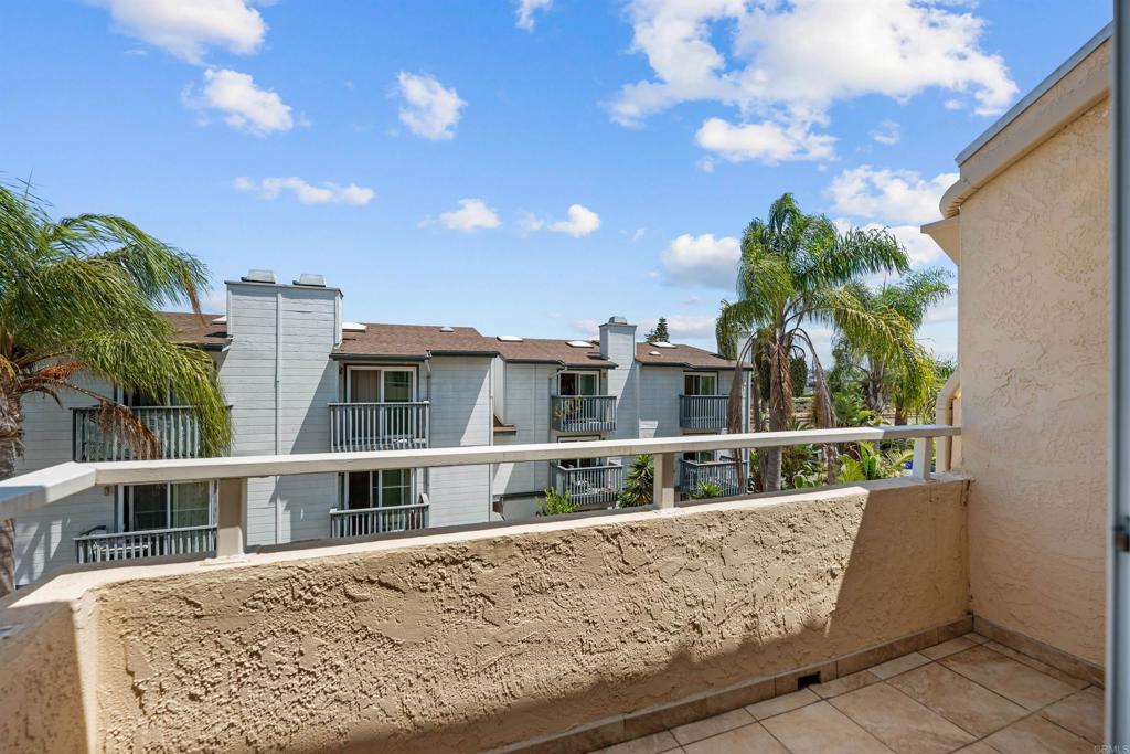 368 Hemlock Avenue Carlsbad, CA 92008 - Photo 21 of 32 a balcony with tall trees