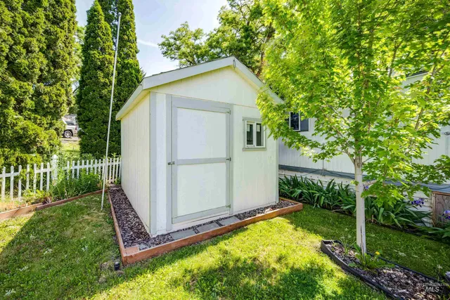 $59,000 | 605 Northwest Fisk Street, Unit 42, Pullman, WA 99163