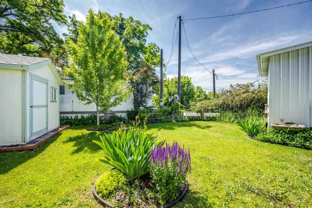 $59,000 | 605 Northwest Fisk Street, Unit 42, Pullman, WA 99163